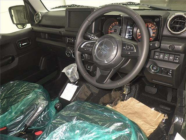 SUZUKI JIMNY NOMADE 2025