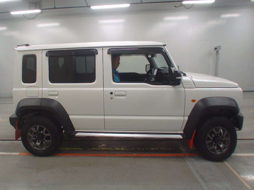 SUZUKI JIMNY NOMADE 2025