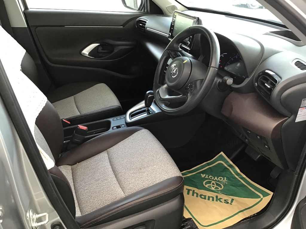 TOYOTA YARIS CROSS 2022