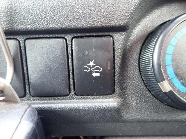 TOYOTA HIACE VAN 2020