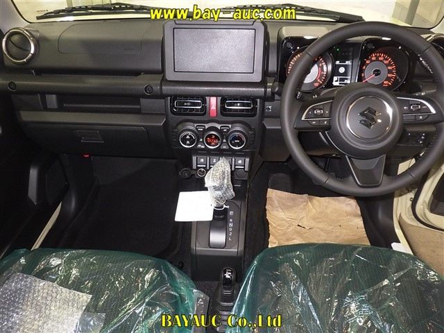 SUZUKI JIMNY NOMADE 2025