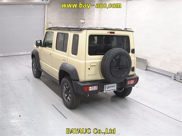 SUZUKI JIMNY NOMADE 2025