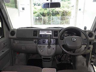 NISSAN CLIPPER VAN 2015