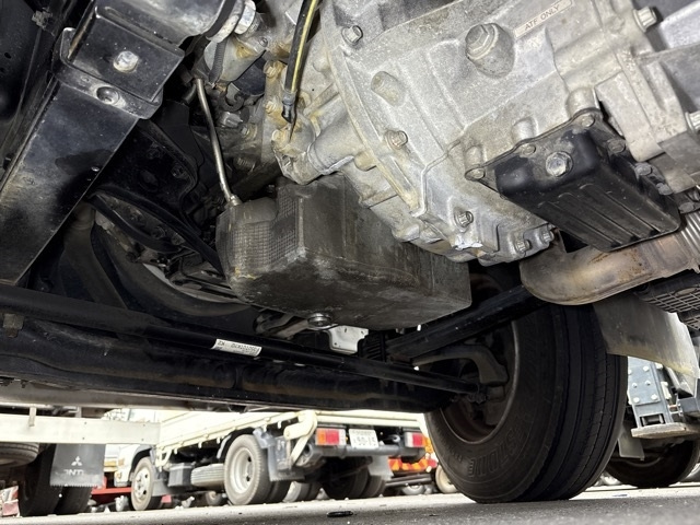 MITSUBISHI CANTER 2011