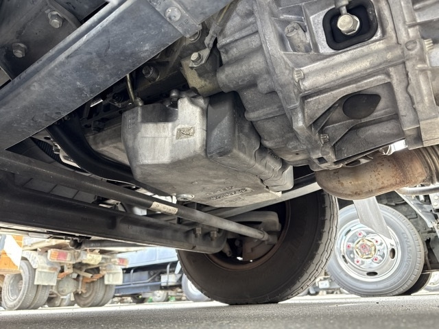 MITSUBISHI CANTER 2015