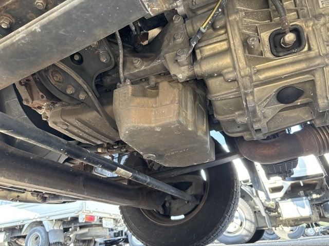 MITSUBISHI CANTER 2016