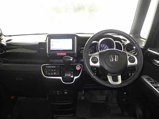 HONDA N BOX 2017