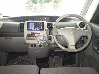 DAIHATSU TANTO 2012