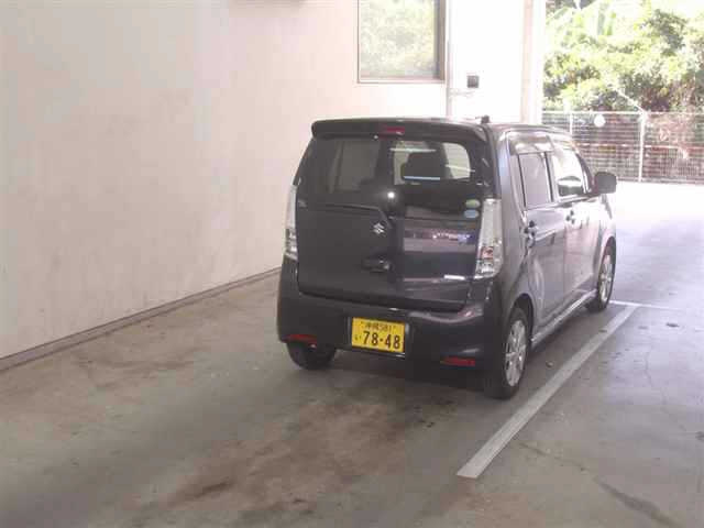 SUZUKI WAGON R 2013