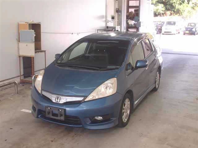 HONDA FIT SHUTTLE 2012