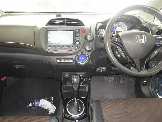 HONDA FIT SHUTTLE 2012