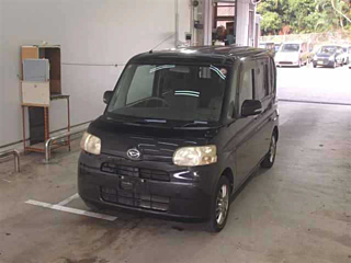 DAIHATSU TANTO 2010