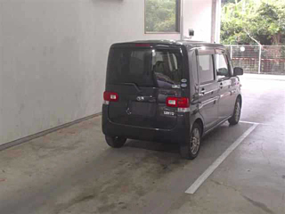 DAIHATSU TANTO 2010