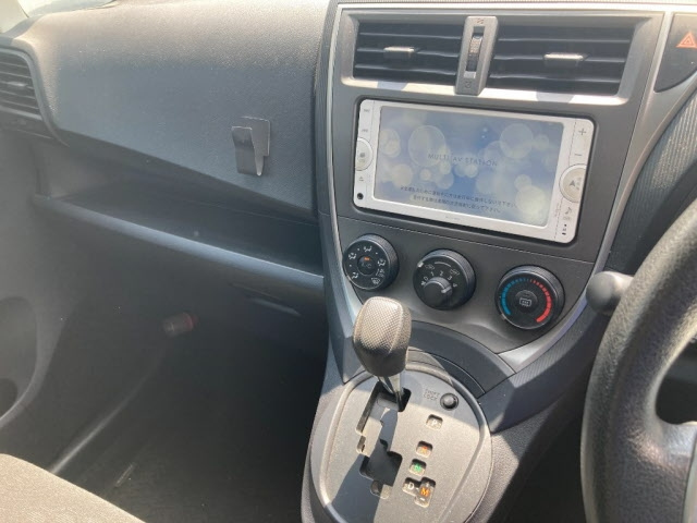 TOYOTA RACTIS 2013
