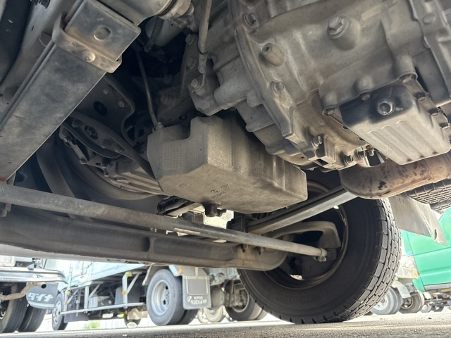 MITSUBISHI CANTER 2012