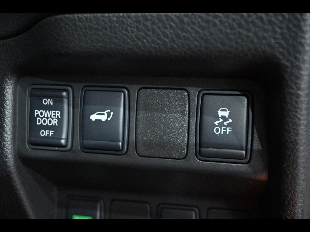 NISSAN X-TRAIL 2017