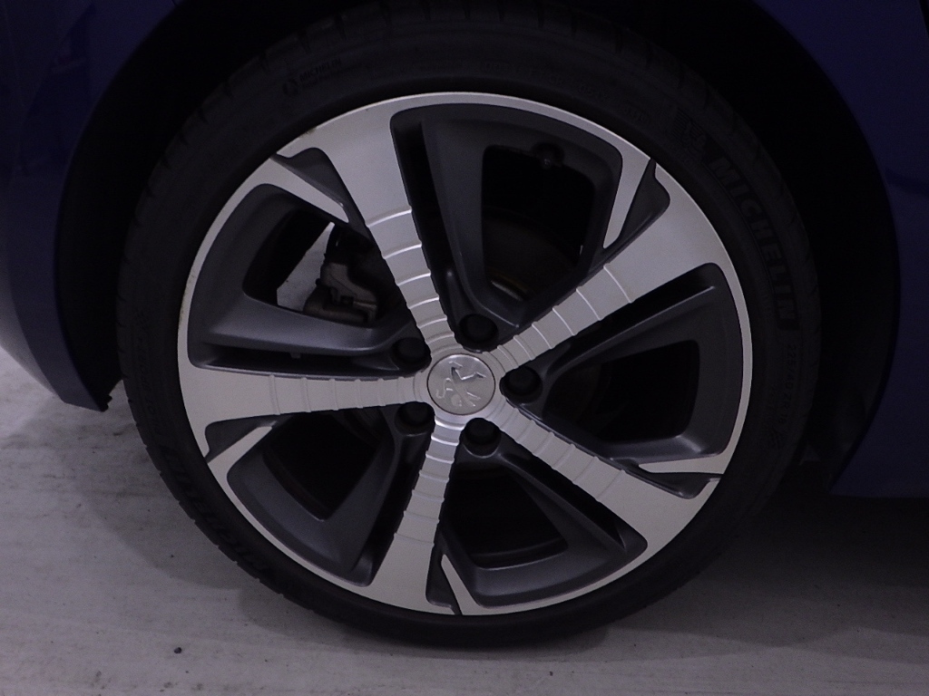 PEUGEOT 308 2017