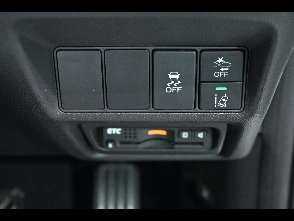 HONDA STEP WAGON 2016