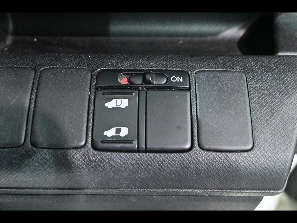 HONDA STEP WAGON 2010