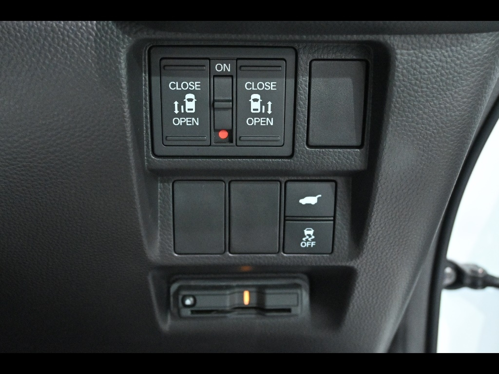 HONDA STEP WAGON 2022