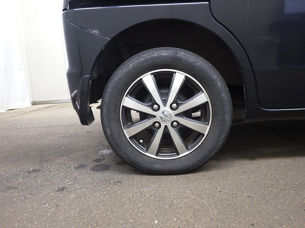 NISSAN ROOX 2009