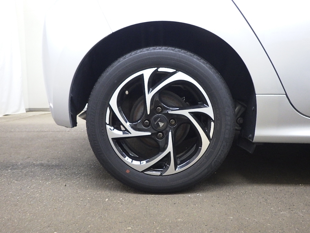 TOYOTA YARIS 2020