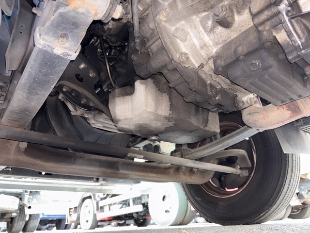 MITSUBISHI CANTER 2016