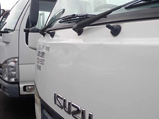ISUZU ELF 2010