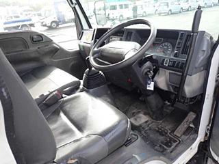 ISUZU ELF 2012