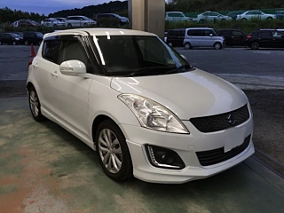 SUZUKI SWIFT 2015
