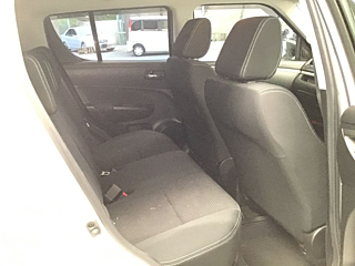 SUZUKI SWIFT 2015