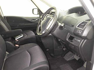 NISSAN SERENA 2013