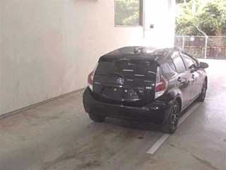 TOYOTA AQUA 2015