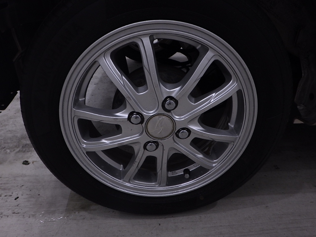 TOYOTA PIXIS SPACE 2012