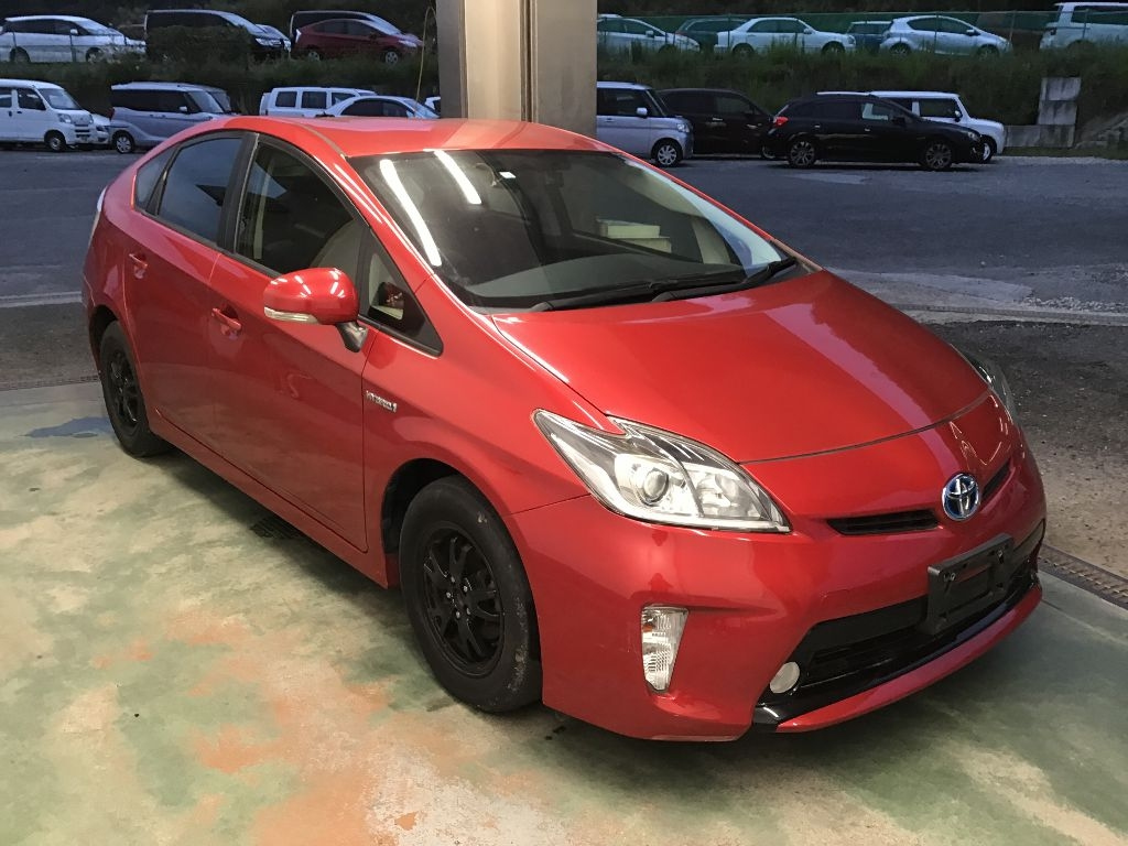TOYOTA PRIUS 2012