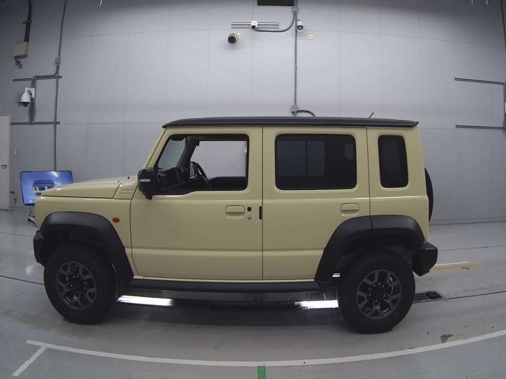 SUZUKI JIMNY NOMADE 2025