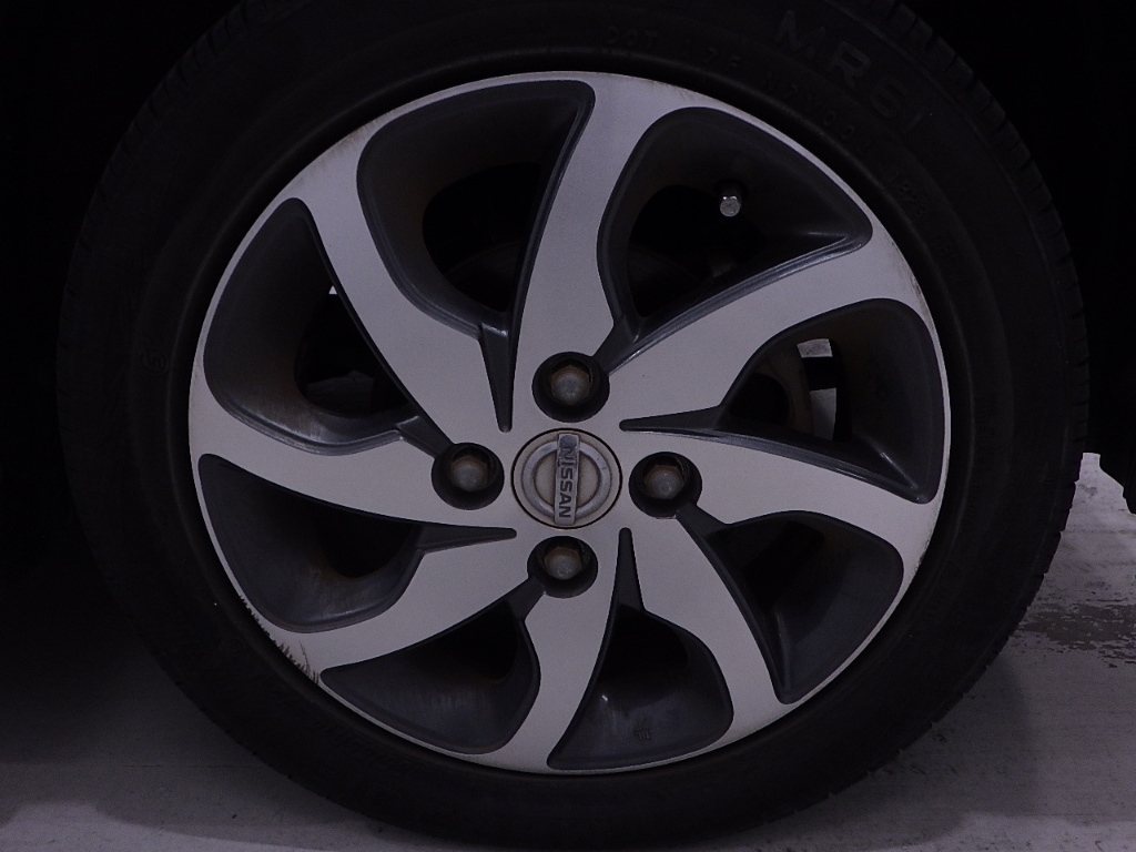 NISSAN ROOX 2012