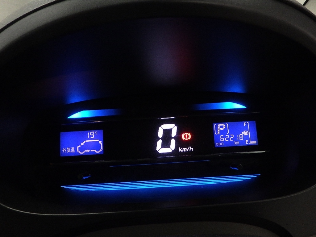 DAIHATSU MIRA E S 2011