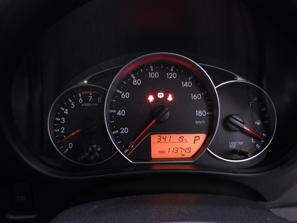 TOYOTA RACTIS 2012