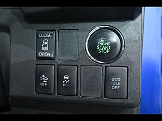 DAIHATSU WAKE 2014