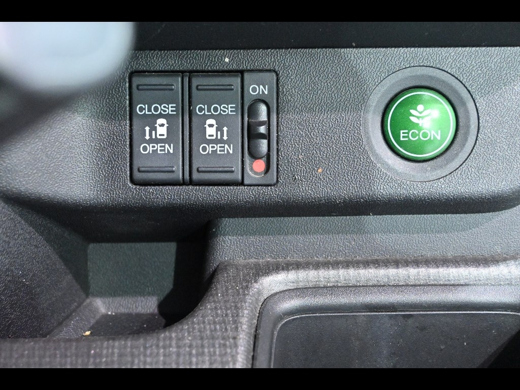 HONDA STEP WAGON 2017