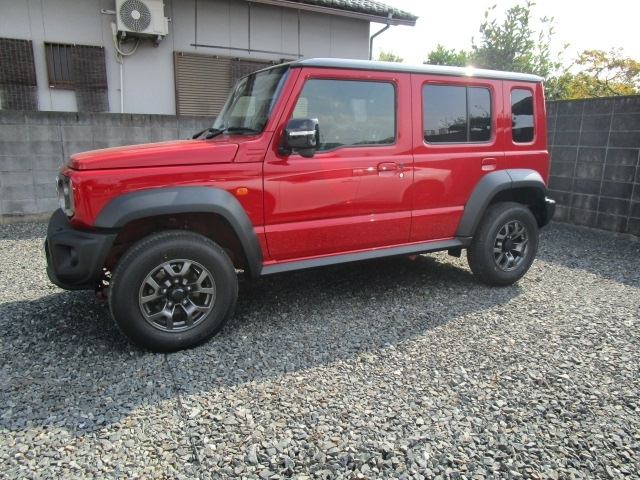 SUZUKI JIMNY NOMADE 2025