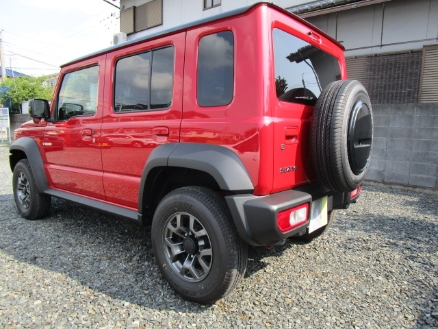 SUZUKI JIMNY NOMADE 2025