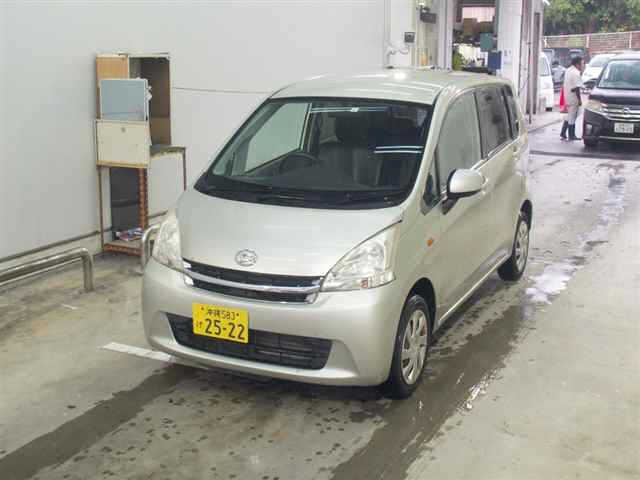 DAIHATSU MOVE 2012