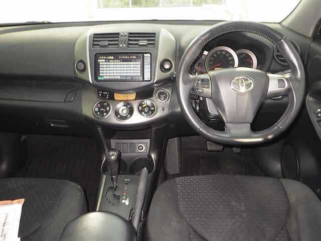 TOYOTA VANGUARD 2010