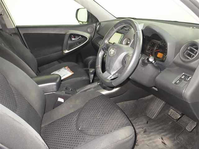 TOYOTA VANGUARD 2010