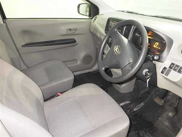 DAIHATSU MIRA E S 2016