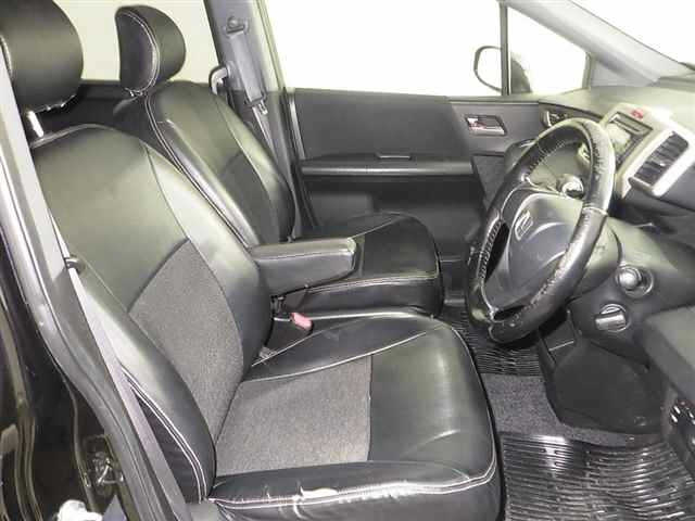 HONDA FREED 2010