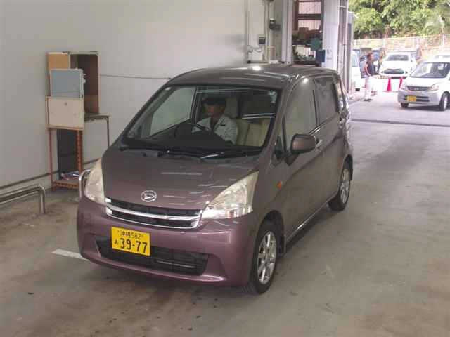 DAIHATSU MOVE 2011
