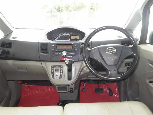 DAIHATSU MOVE 2011